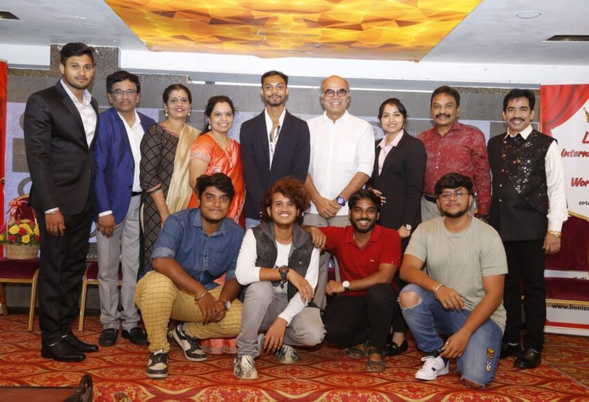 Music: A Harmonious Tribute: Narendra Kumar S Creates World Record by Playing Anirudh Ravichander’s Songs for Two Hours on Keyboard